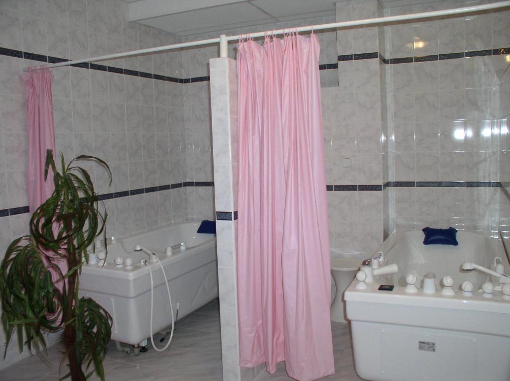 Hotel Lazensky Lecebny Dum Praha Luhačovice Exteriér fotografie